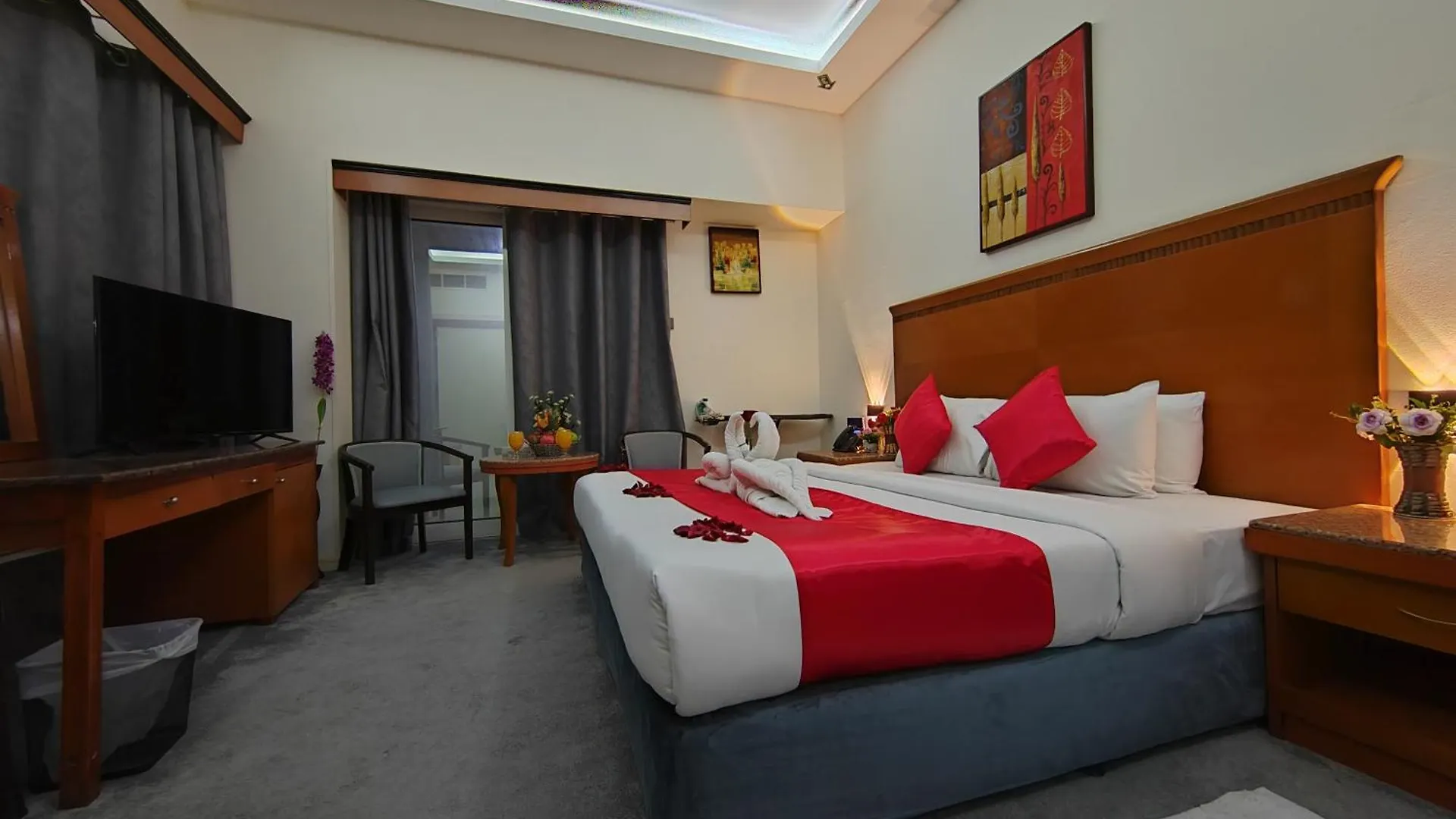 Le Paradise Palace Hotel Дубай