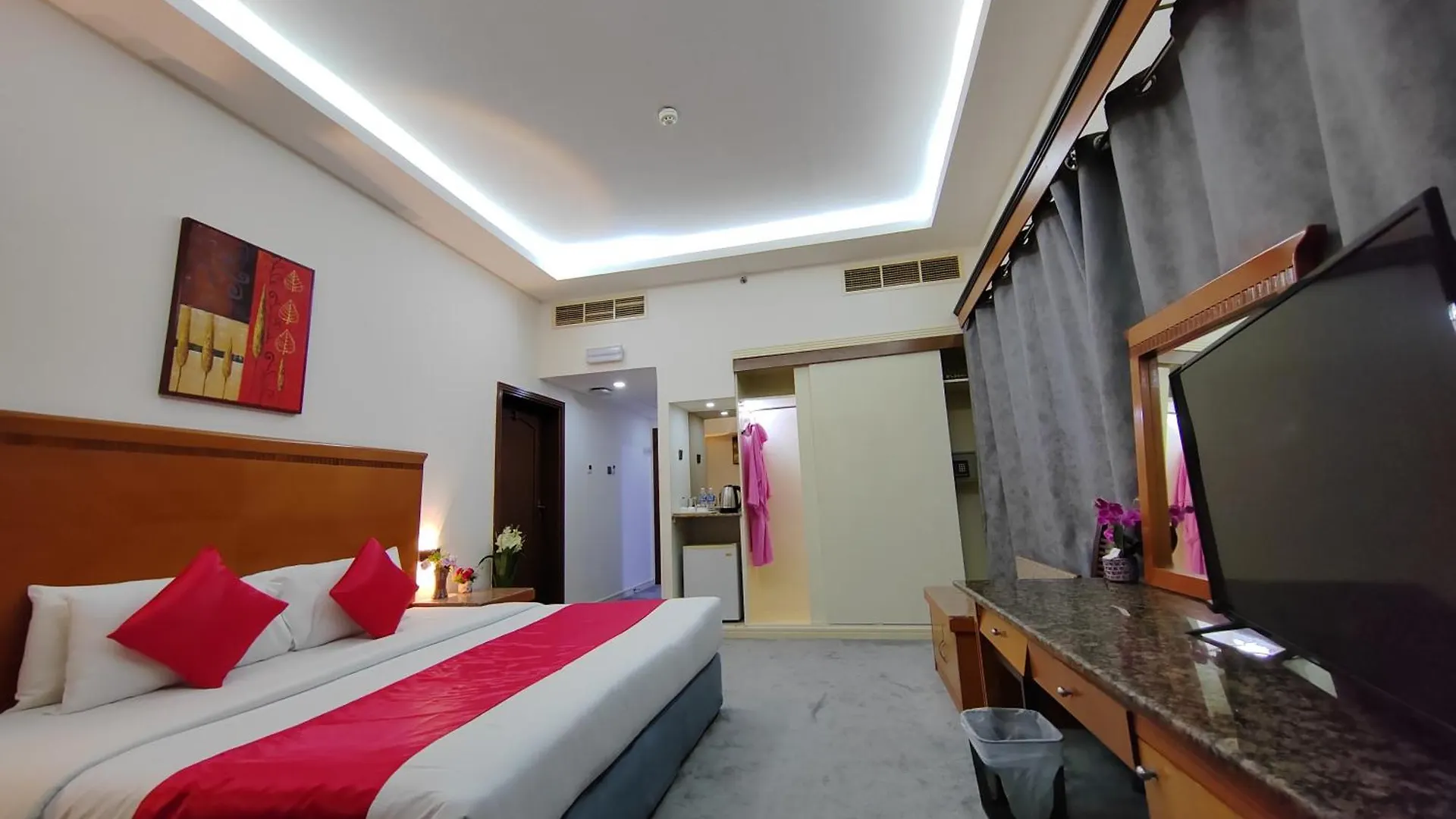 Le Paradise Palace Hotel Дубай