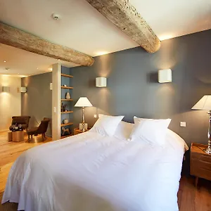 Les De L'oustalet, D'hotes Et Restaurant Etoile 3* Gigondas