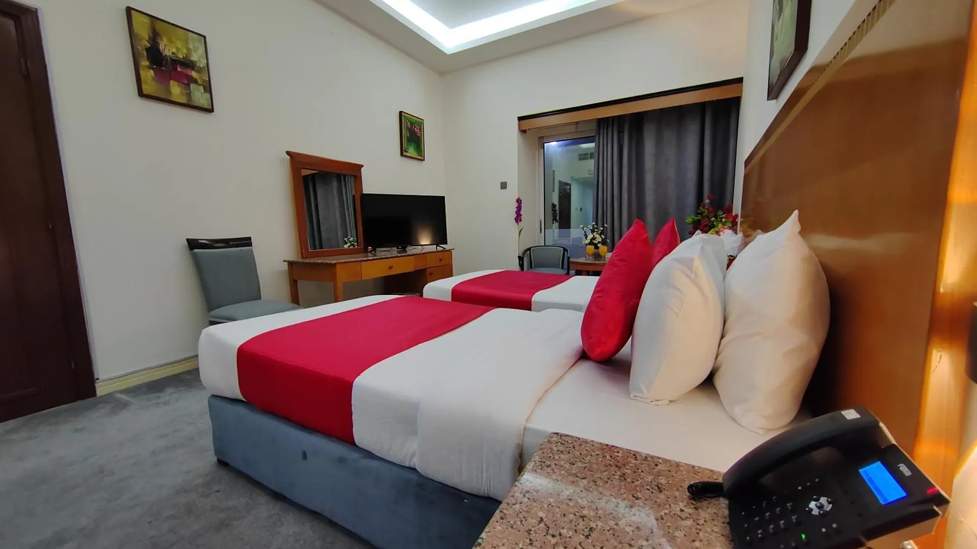Le Paradise Palace Hotel Dubai