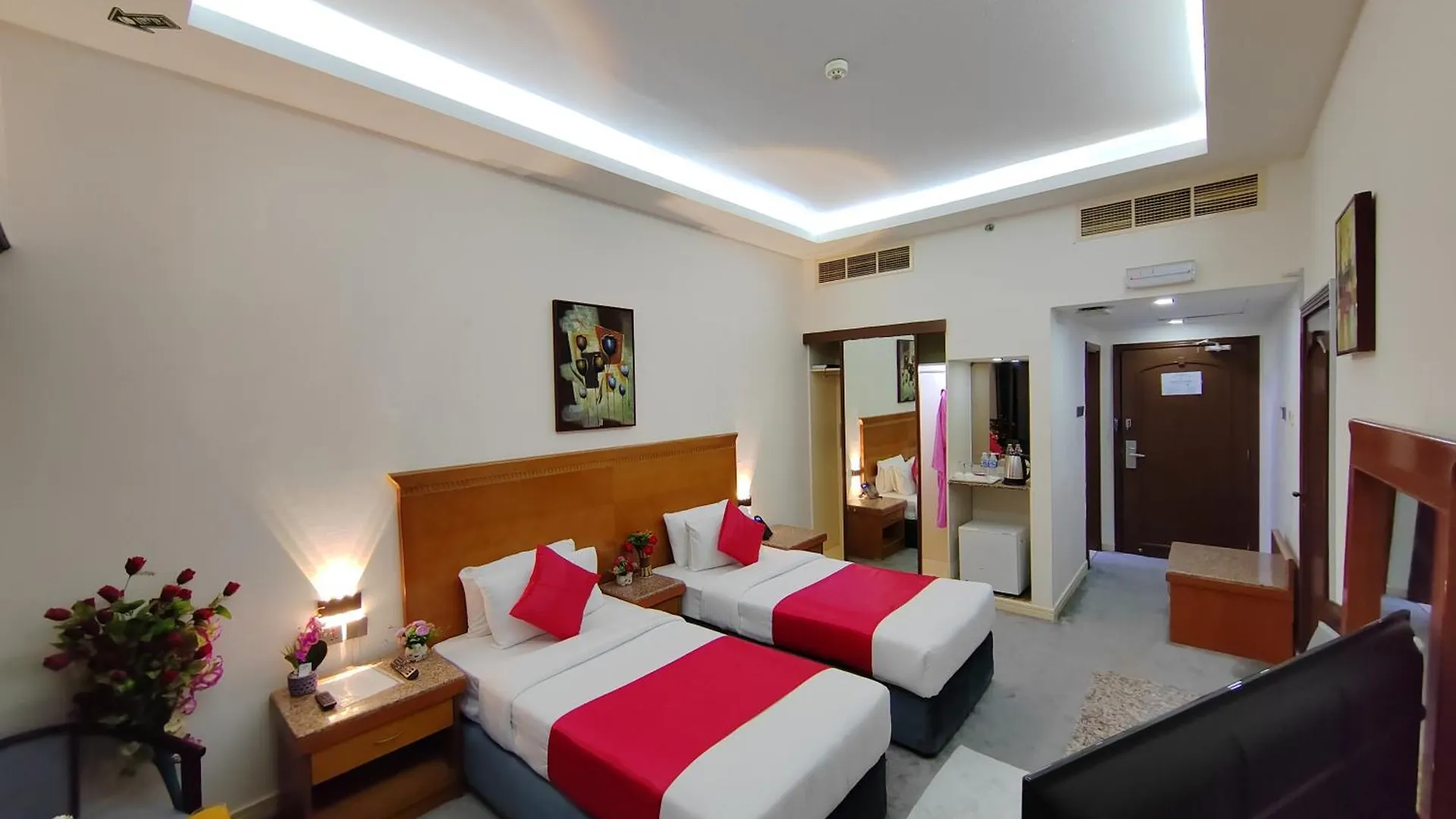 Le Paradise Palace Hotel Dubai 3*,