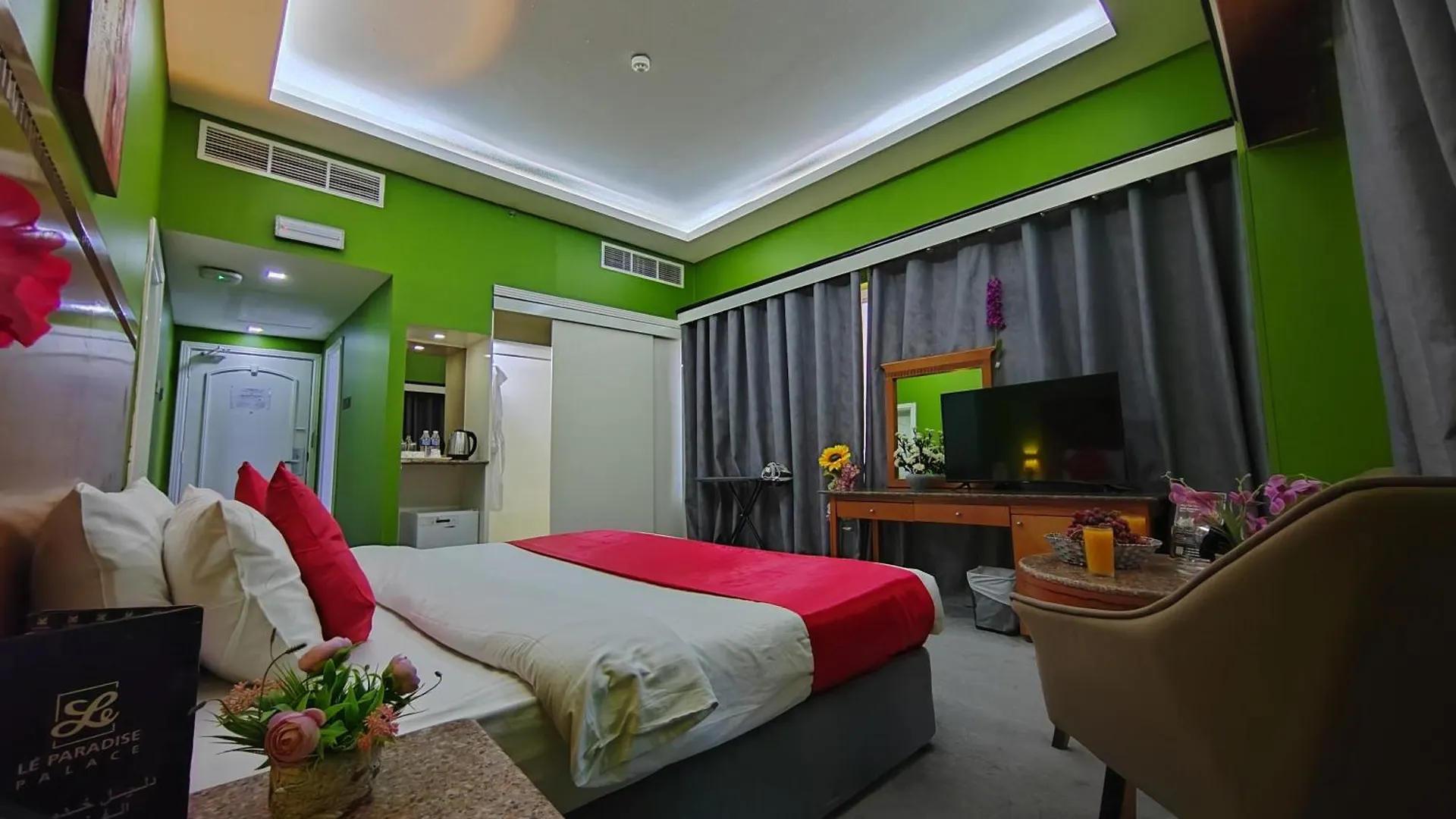 Le Paradise Palace Hotel Dubai 3*,